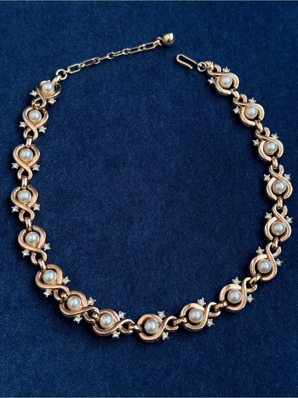 Vintage Trifari Pat Pend Gold Tone Faux Pearls Rhinestones Necklace